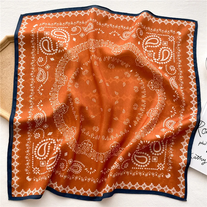 Bandana Cotton - القطن الخالص المرأة وشاح ساحة فولارد