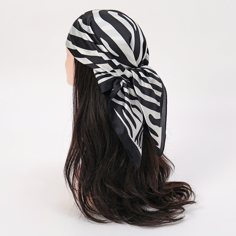 2025 شاطئ الحجاب الشالات وشاح  - مراجعة Silk Tie Striped وسعره