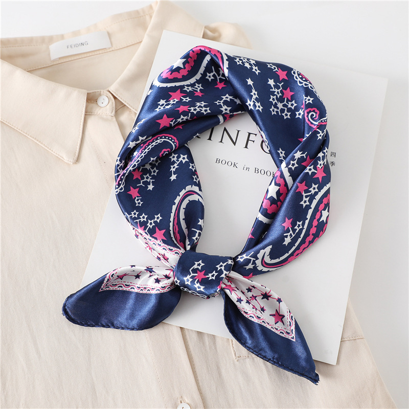 وشاح حريري فاخر مربع الشكل بطو - مراجعة Scarf Silk Square وسعره