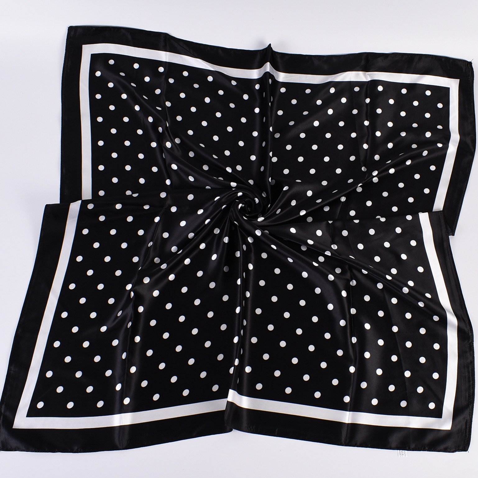 صيف جديد عصري مزاجه wavelet نق - مراجعة Scarf Silk Square وسعره